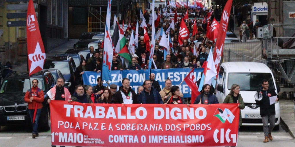 Faixa de cabeceira da manifestación da CIG na Coruña