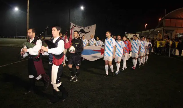 Entra a selecci&oacute;n galega no campo