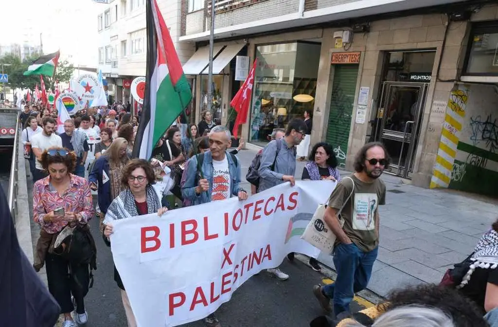Mobilizaci&oacute;n en Compostela en solidariedade co pobo palestino. (Foto: Arxina)