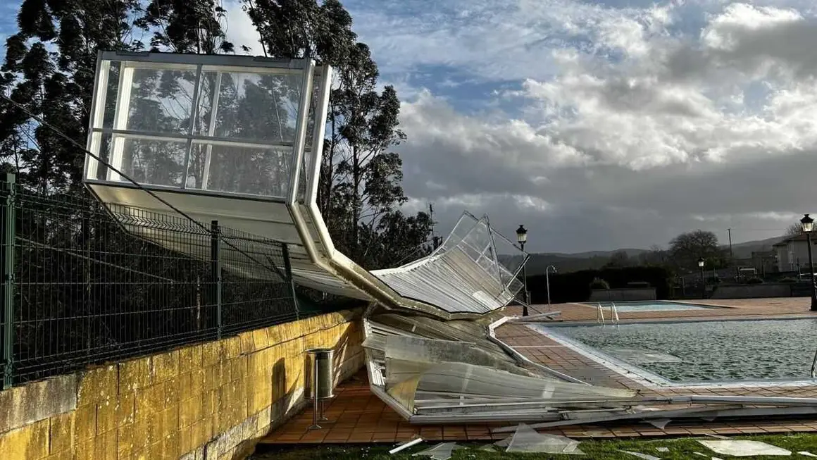EuropaPress_7284267_temporal_destroza_piscina_municipal_abegondo_coruna_11_febrero_2026