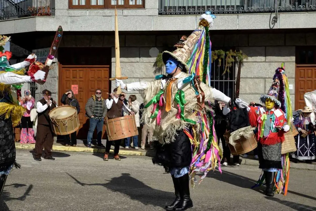 Foli&oacute;n e mazcaradas en Bux&aacute;n, no Bolo. (Foto: Rosa Veiga / Europa Press)