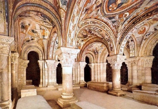 [Imaxe: SG] Panteón Igrexa de San Isidoro de León, onde foi soterrado o rei García.
