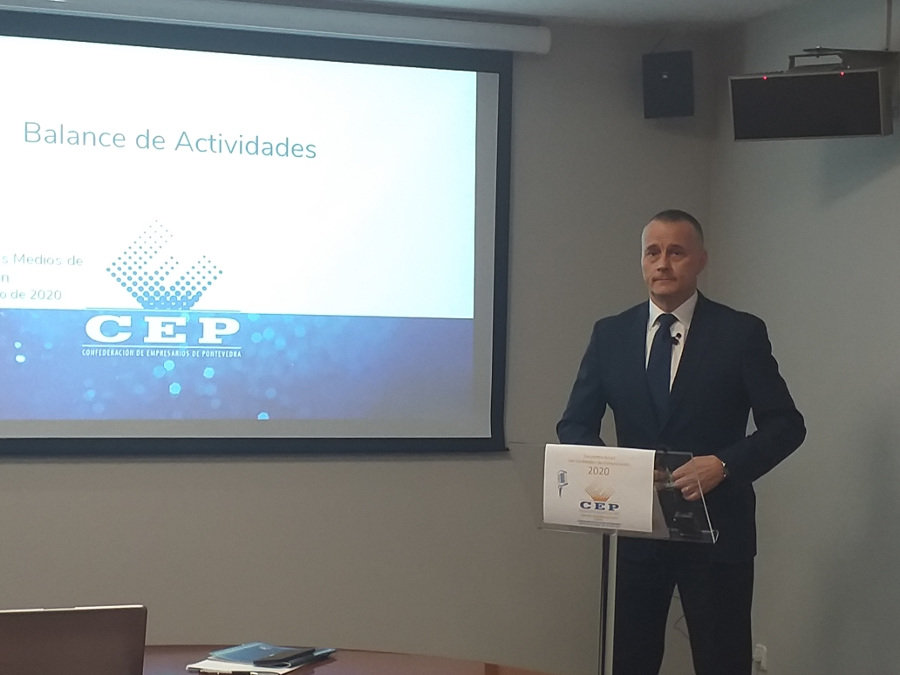 O presidente da Confederación de Empresarias e Empresarios de Pontevedra Jorge Cebreiros durante a presentación do balance de 2019 (Europa Press)