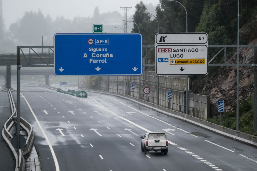 Autoestrada AP-9 ao seu paso por Compostela (Foto: Arxina)