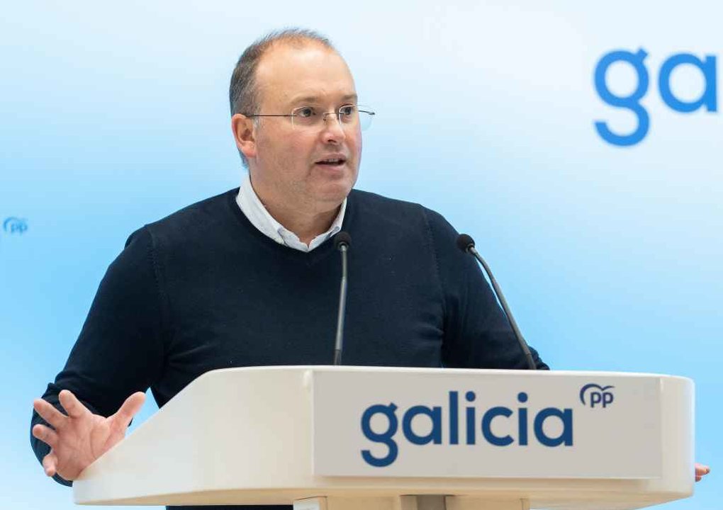 O secretario xeral do PP na Galiza, Miguel Tellado, en rolda de prensa.