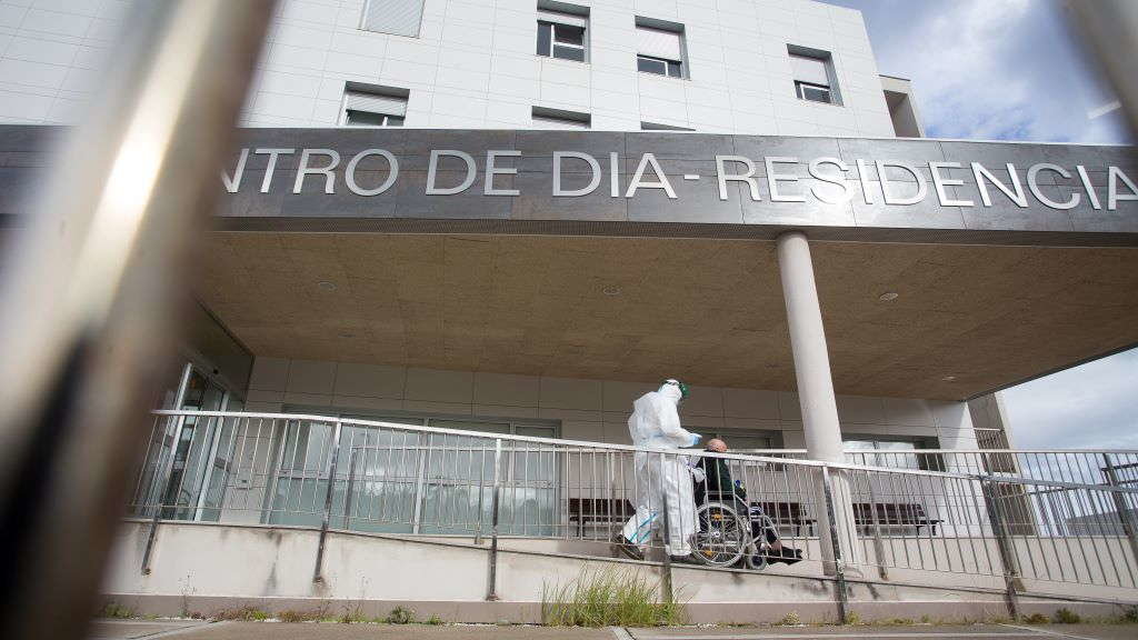 Persoal da residencia de Cervo denuncia as deficiencias laborais (Foto: Carlos Castro / Europa Press).
