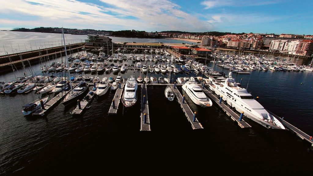 Imaxe do porto deportivo Juan Carlos I, Sanxenxo. (Foto: Mancomunidade do Salnés) #sanxenxo #porto #portodeportivo