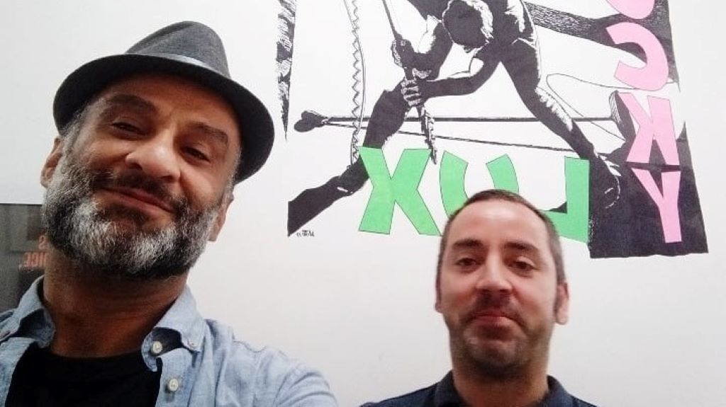 Eron Quintiliano, á esquerda, xunto a Ricardo Fernandes esta segunda feira. (Foto: Rádio Pessoas) #radiopessoas #lusofonía #eronquintiliano #galiza #portugués