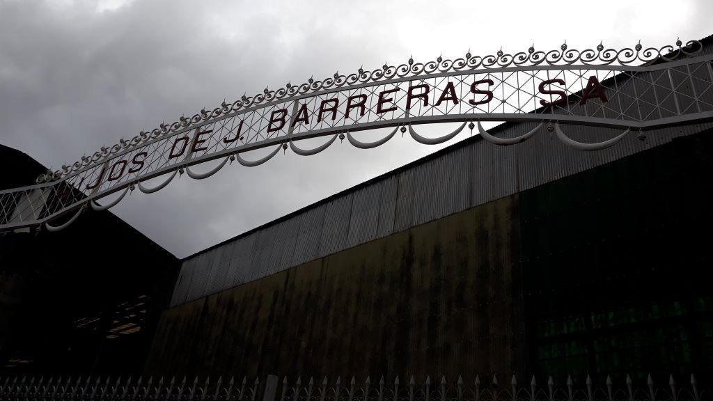 Un dos accesos á factoría de Barreras (Foto: Pedro Davila/Europa Press).