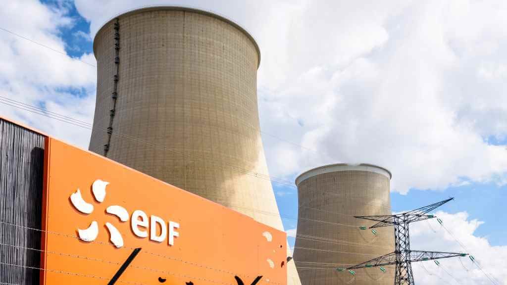 Vista da central nuclear de Nogent-sur-Seine (Francia) propiedade da empresa pública de electricidade EDF (Foto: Olrat).