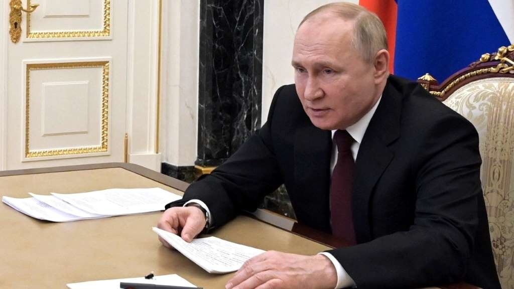 Vladimir Putin, na súa intervención televisada desta segunda feira (Foto: Aleksey Nikolskyi / Sputnik).