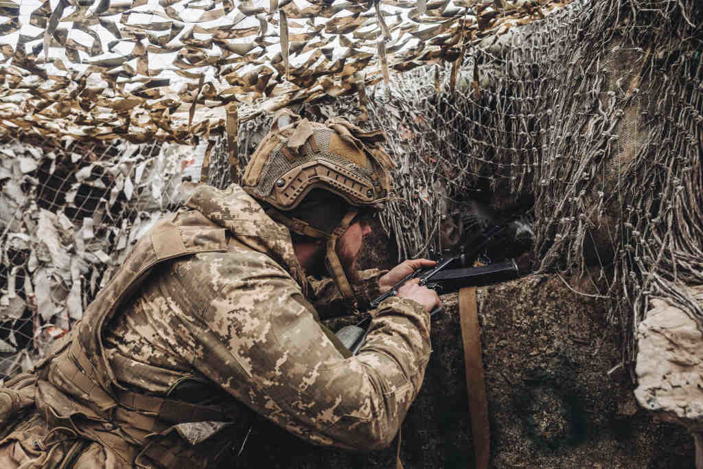 Soldado do exército ucraniano. (Foto: Diego Herrera / Europa Press)