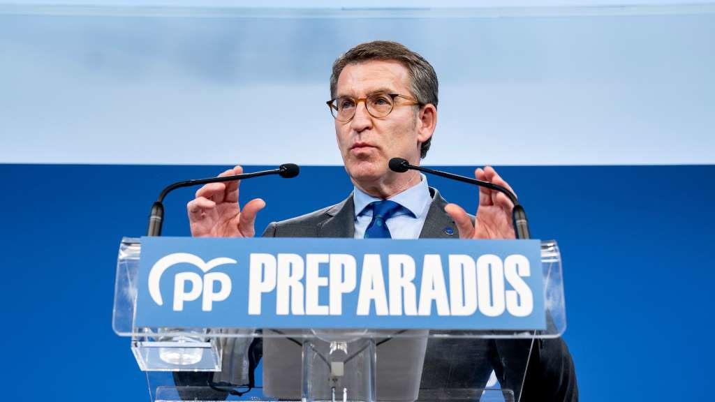 Alberto Núñez Feixoo formalizou esta cuarta feira a súa campaña para presidir o PP, baixo o lema 'Preparados' (Foto: Á. Pérez Meca / Europa Press).