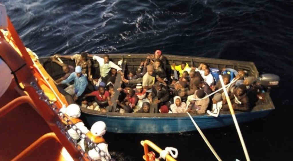 Embarcación de migrantes rescatada en Gran Canaria en 2021. (Foto: Europa Press)