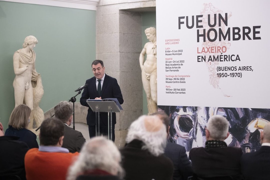 O conselleiro de Cultura, Román Rodríguez, na presentación da exposición en Madrid. (Foto: Europa Press)