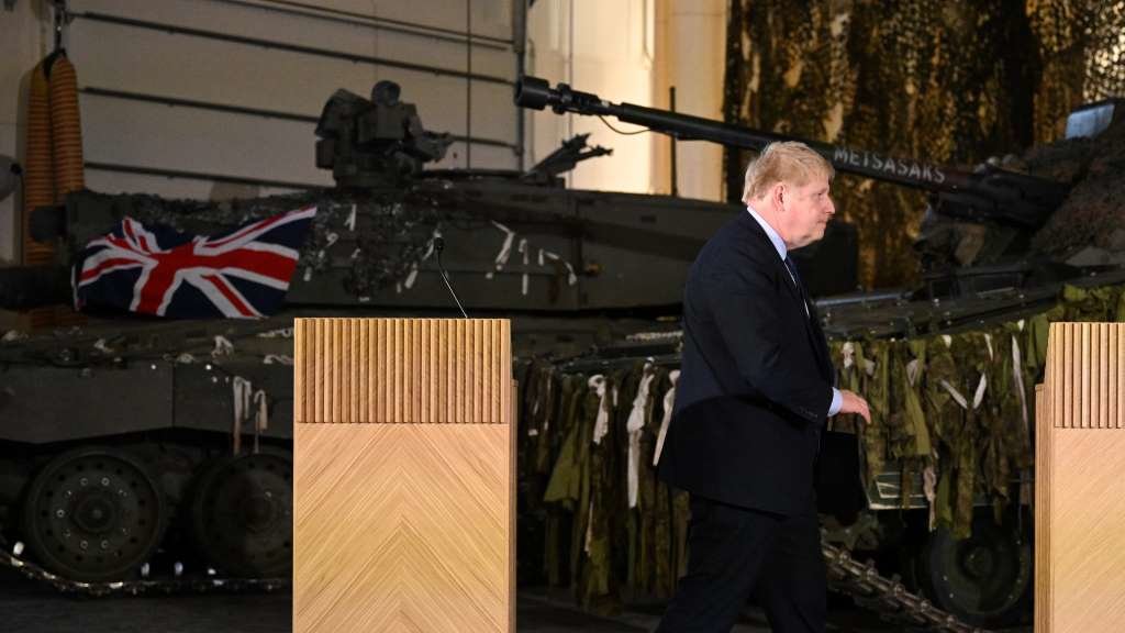 O primeiro ministro británico, Boris Johnson, nun encontro da OTAN en Estonia decorrido o pasado marzo. (Foto: Leon Neal  / PA Wire)