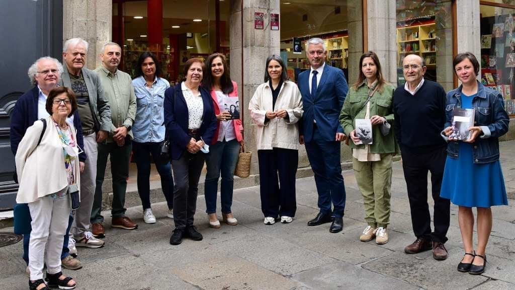 A presentación das finalistas do Premio Novela Europea na sección de lingua galega tivo lugar no Casino de Santiago.