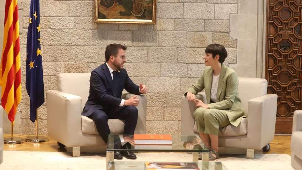 O president da Generalitat de Catalunya, Pere Aragonès, recibiu esta quinta feira á portavoz nacional do BNG, Ana Pontón. (Foto: Nós Diario)