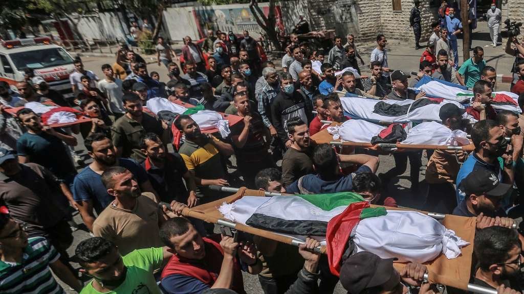 Funeral en Gaza após os intensos ataques do 15 de maio de 2021 por parte das forzas israelíes. (Foto: Mohammed Talatene / DPA)