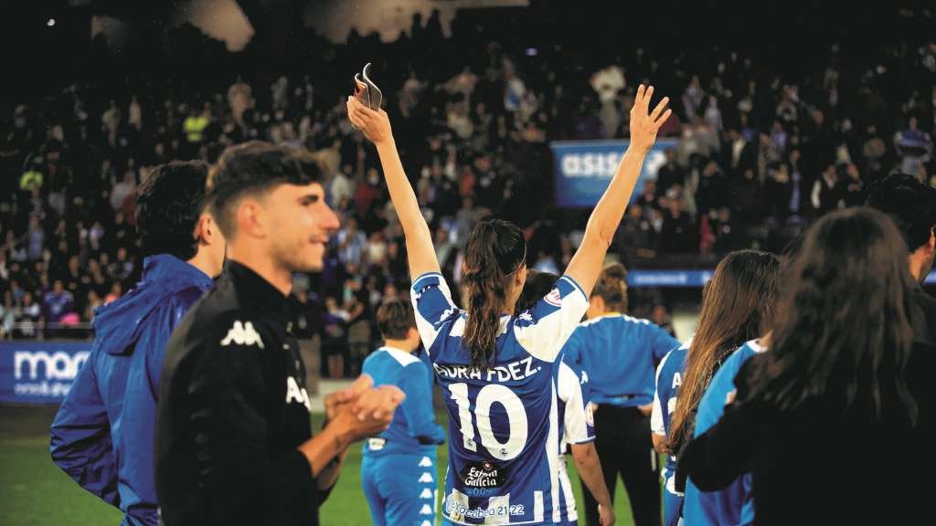 Riazor tornou nunha festa total logo de que as xogadoras do Deportivo confirmasen o seu posto na categoría de prata. (Foto: RC Deportivo)