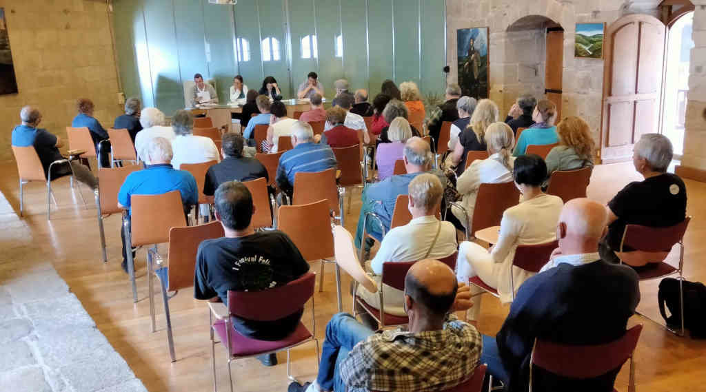 Presentación da Federación en Castro Caldelas. (Foto: Federación de Asociacións da Ribeira Sacra).