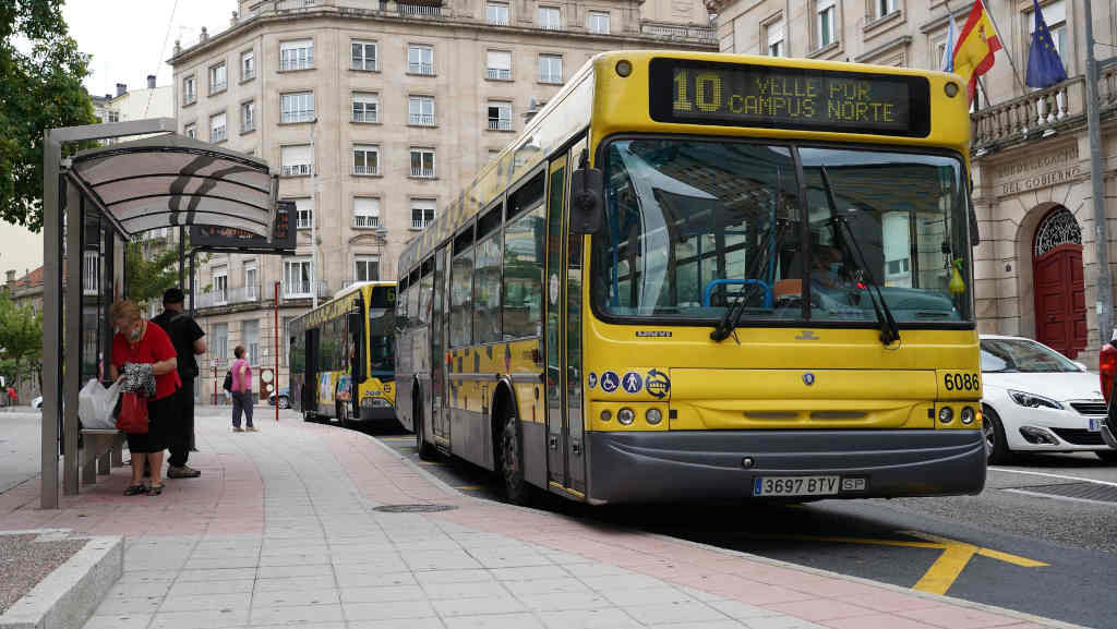 Bus urbano de Ourense. (Foto: Concello de Ourense).