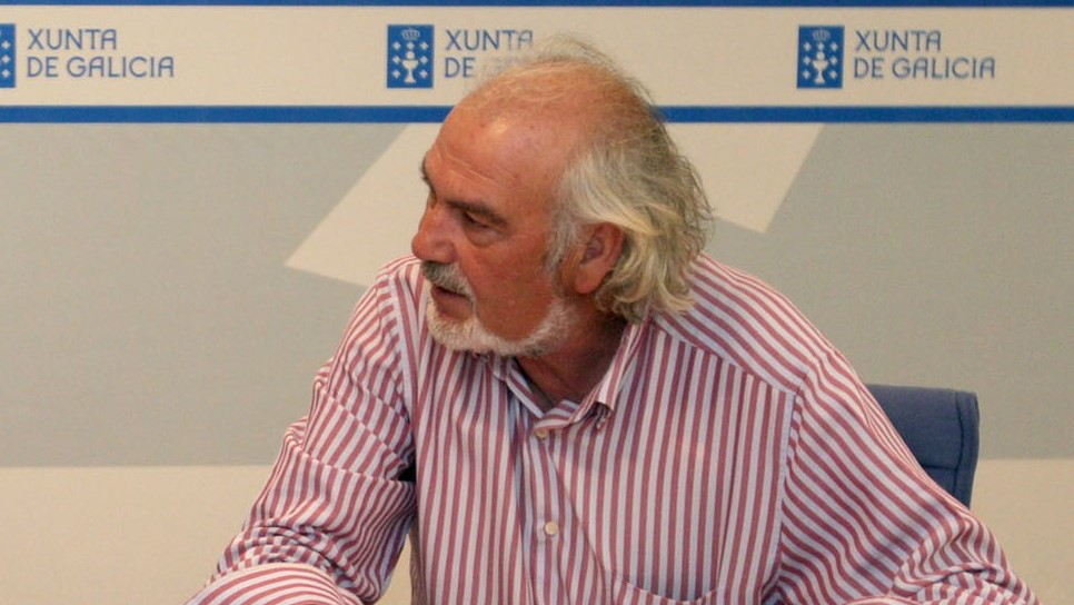 José Antonio Landín, ex alcalde de Barro, é un dos tres concelleiros que solicitaron a baixa do grupo popular.