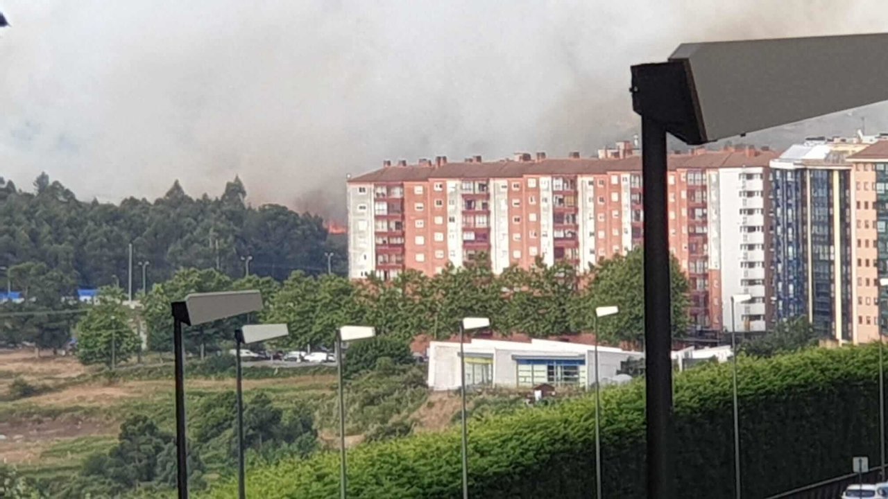 Imaxe do incendio na Coruña. (Foto: Nós Diario)