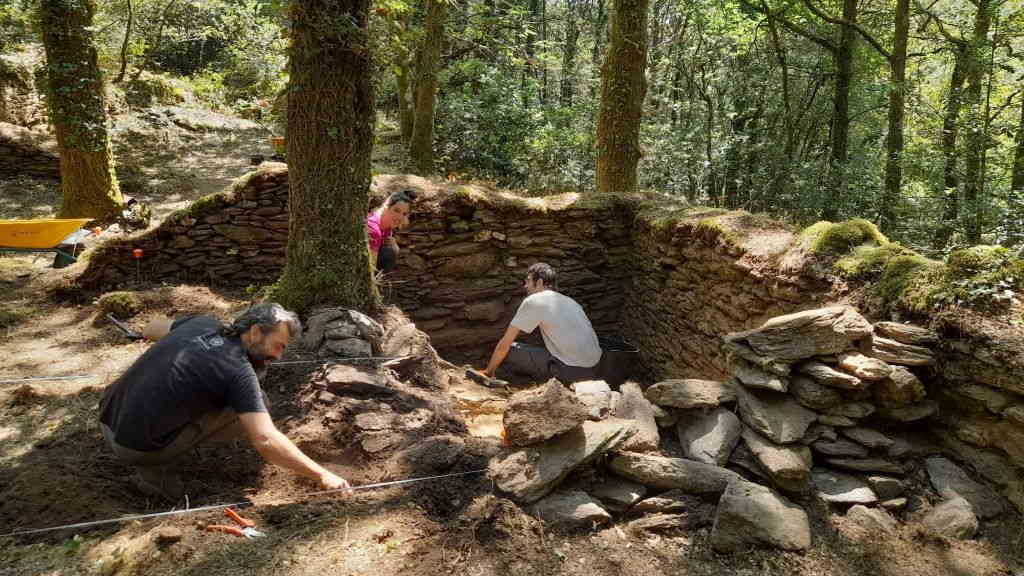Os traballos de escavación sobre o terreo tiveron lugar do 1 ao 20 de agosto no lugar de Súa Casa, no lugar de Silvaescura. (Foto: Nós Diario).