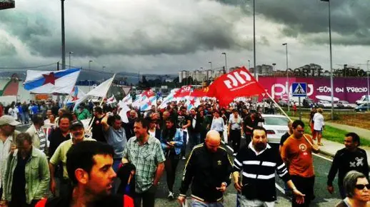 Manifestaci&oacute;n en Ferrol Foto: @chacueco