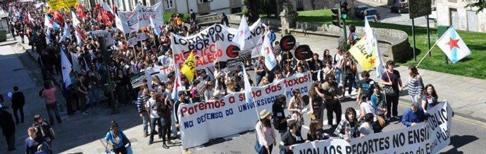 Imaxe da mobilización estudantil do 10 de maio en Compostela