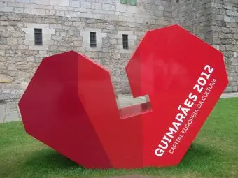 coraz&oacute;n de guimaraes
