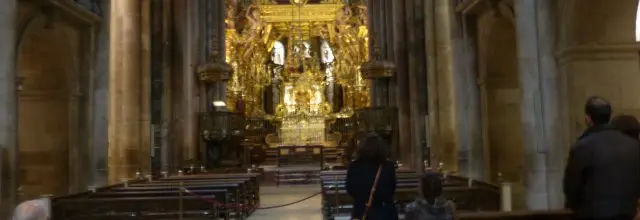 Interior da catedral de Santiago 