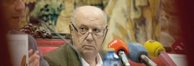 Xos&eacute; Luis M&eacute;ndez Ferr&iacute;n