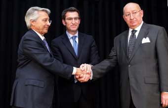Nuñez Feijóo con J.L Méndez e J.F Gayoso [Imaxe: Xunta]