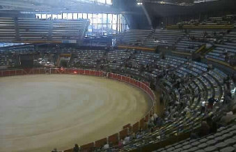 A feira de touros da Coruña non está contando con afluencia de xente. 