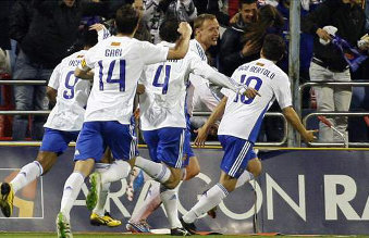 O Zaragoza celebrando un gol na tempada 10/11.