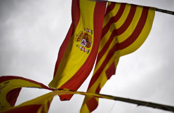bandeira española e senyera