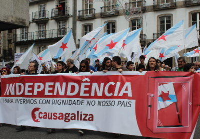 Cabeceira da manifestación de Causa Galiza