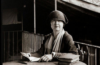 Ruth Matilda Anderson, en Oseira, en 1925.
