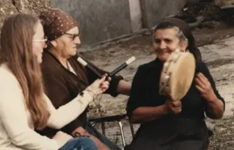 Doroth&eacute; recollendo