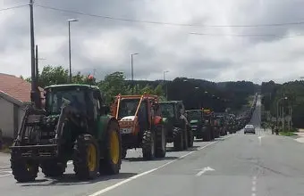 Tractorada leite rural