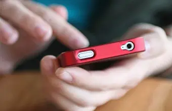 Tel&eacute;fono m&oacute;bil comunicaci&oacute;n