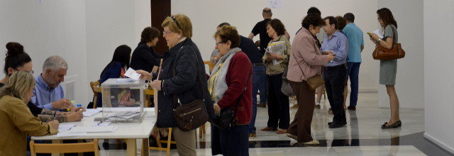 Mesa de votación_Vigo