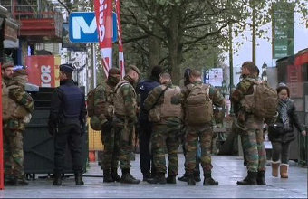 Militares en Bruxelas