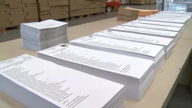 Papeletas electorais nunha imaxe de arquivo (Foto: N&oacute;s Diario).