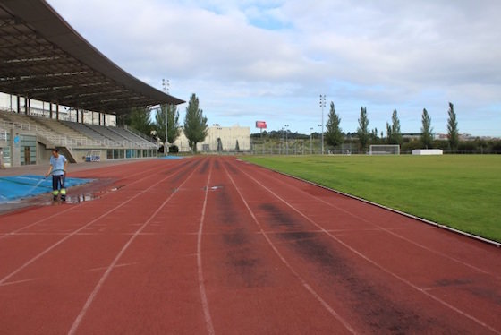 Estadio de atletismo da Universidade da Coruña