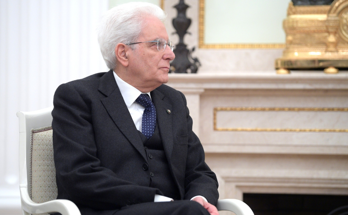 O presidente da República de Italia, Sergio Mattarella, durante unha visita internacional.