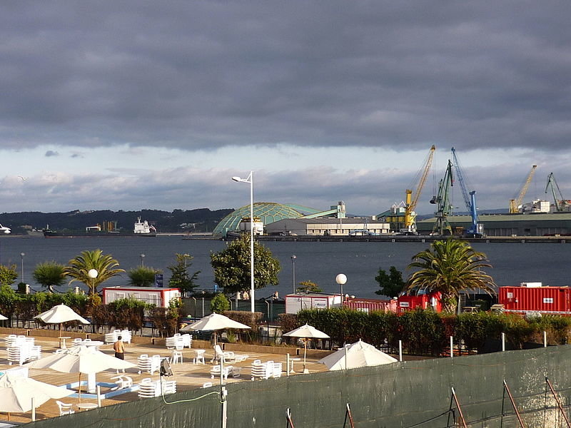 800px-Porto_da_Coruña,_Galiza