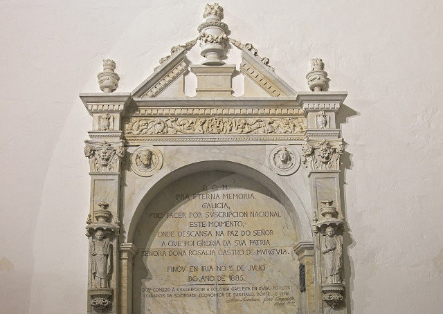 tumba Rosalía de Castro